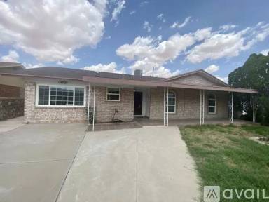 Main picture of 10720 Gemstone St