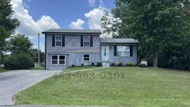 Main picture of 3524 Woodridge Dr SE