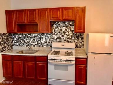 Main picture of 109 Hutton St