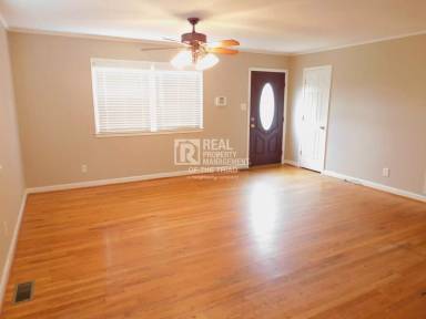 Main picture of 3445 Huffine Mill Rd