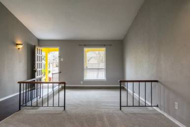 Main picture of 5214 Spring Lake Dr