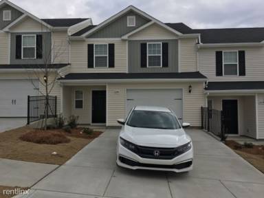 Main picture of 2223 Latimer Ln