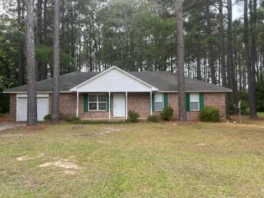 Main picture of 770 George Washington Blvd