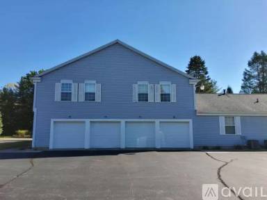 Main picture of 7040 Austrian Pine Way