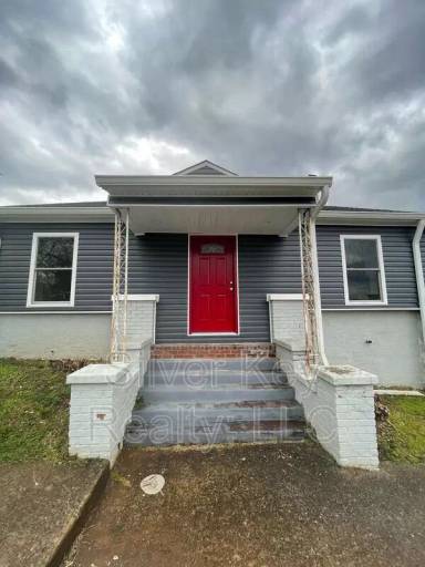 Main picture of 203 Green St