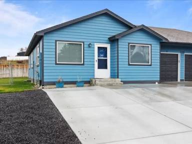 Main picture of 3106 S Elm Ct