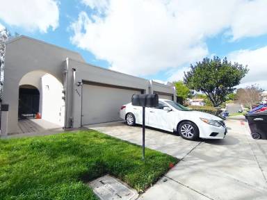 Main picture of 6604 Reservoir Ln