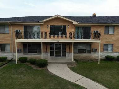 Main picture of 10211 W Sharon Ln
