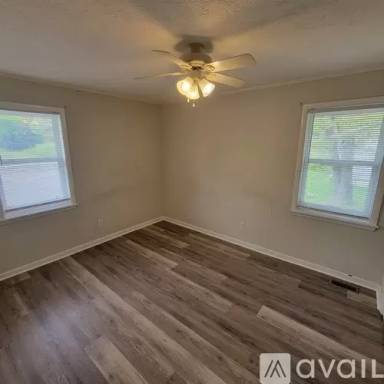 Main picture of 319 N Franklin Ave