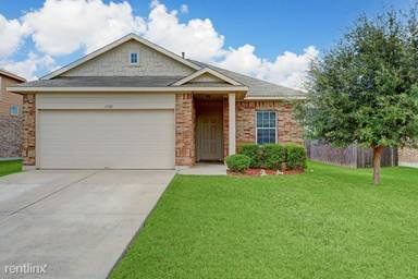 Main picture of 1220 Montell Ln