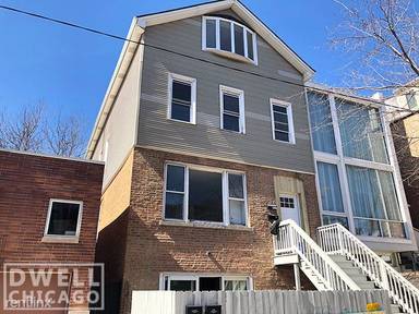Main picture of 1806 N Paulina St