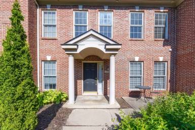 Main picture of 5706 Hampshire Ln