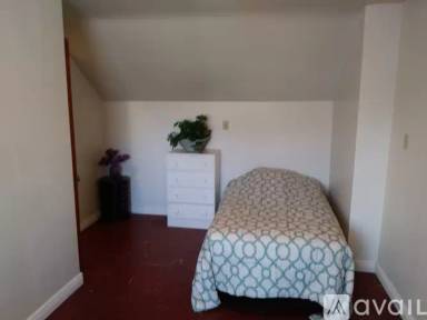 Main picture of Vine St