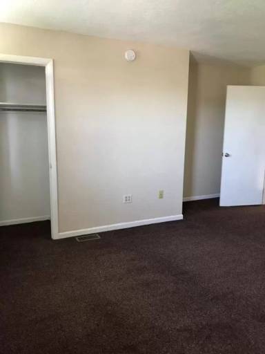 Main picture of 108 S 10th St