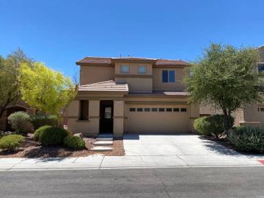 Main picture of 4445 Penguin Ave