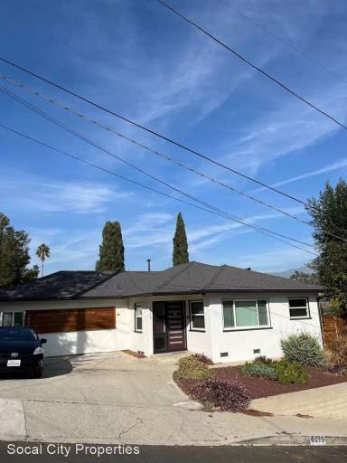 Main picture of 6015 Hillandale Dr