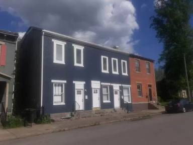 Main picture of 622 Walnut St