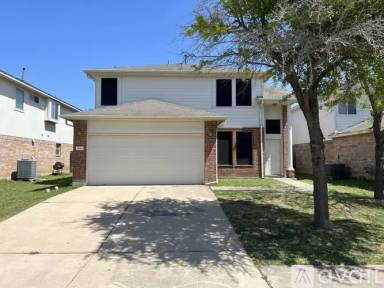 Main picture of 916 Sweet Leaf Ln
