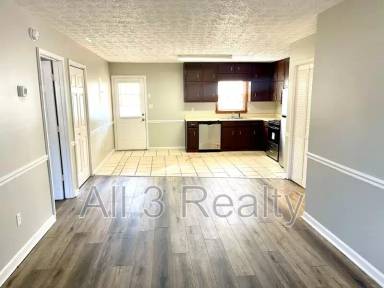 Main picture of 108 Appleton Blvd