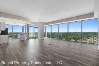 Main picture of 335 Bridge St NW