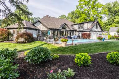 Main picture of 8651 Emerald Ln