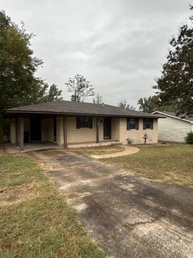 Main picture of 106 Ridgelea Ave