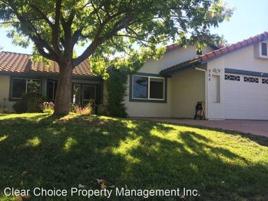 Main picture of 904 Spyglass Ct