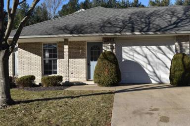 Main picture of 2923 Bluff Ridge Dr
