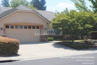 Main picture of 7392 Acorn Glen Loop