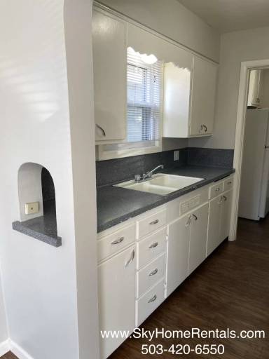 Main picture of 2245 B St NE