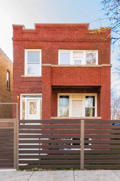 Main picture of 634 N Hamlin Ave