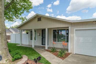 Main picture of 4101 32nd St