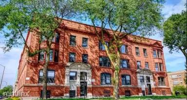 Main picture of 70 E 48th St