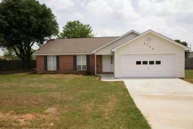 Main picture of 3730 Moody Rd