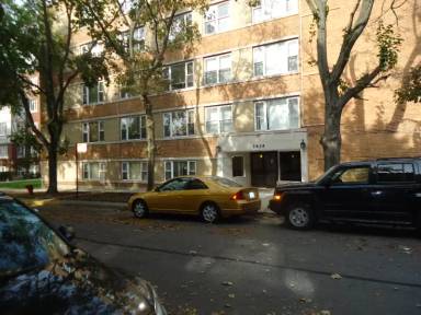 Main picture of 2424 W Estes Ave