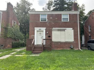Main picture of 15713 Vaughan St