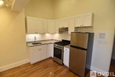 Main picture of 231 Northampton St