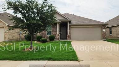 Main picture of 817 Evergreen St