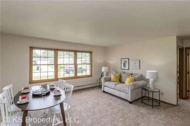 Main picture of 2721 Luther Dr