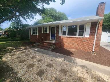 Main picture of 4209 Henshaw Dr