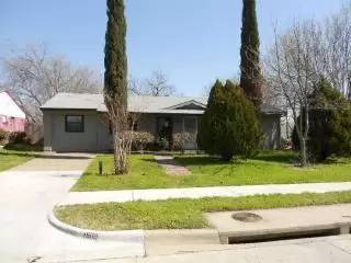 Main picture of 1500 Meadows Dr