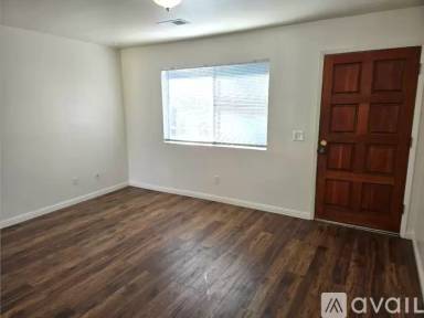 Main picture of 404 24th St