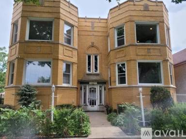 Main picture of 8449 S Peoria St