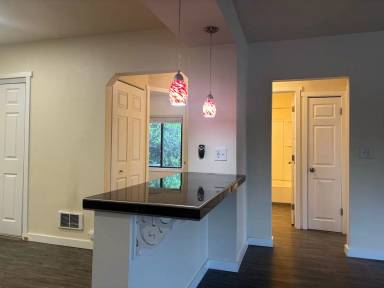 Main picture of 2018 S 104th St