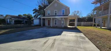 Main picture of 1706 Verdery St