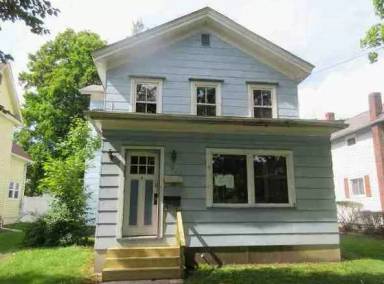 Main picture of 622 E Walnut St