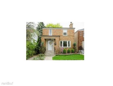 Main picture of 3011 W Jarvis Ave