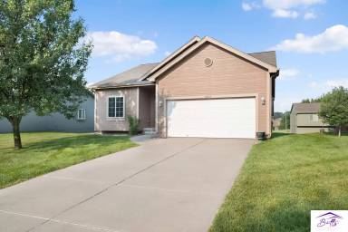 Main picture of 10604 S 25th Ave