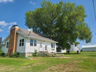 Main picture of 613 Grundy Rd
