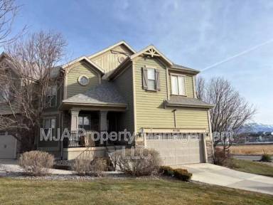 Main picture of 9328 N Oakland Hills Dr